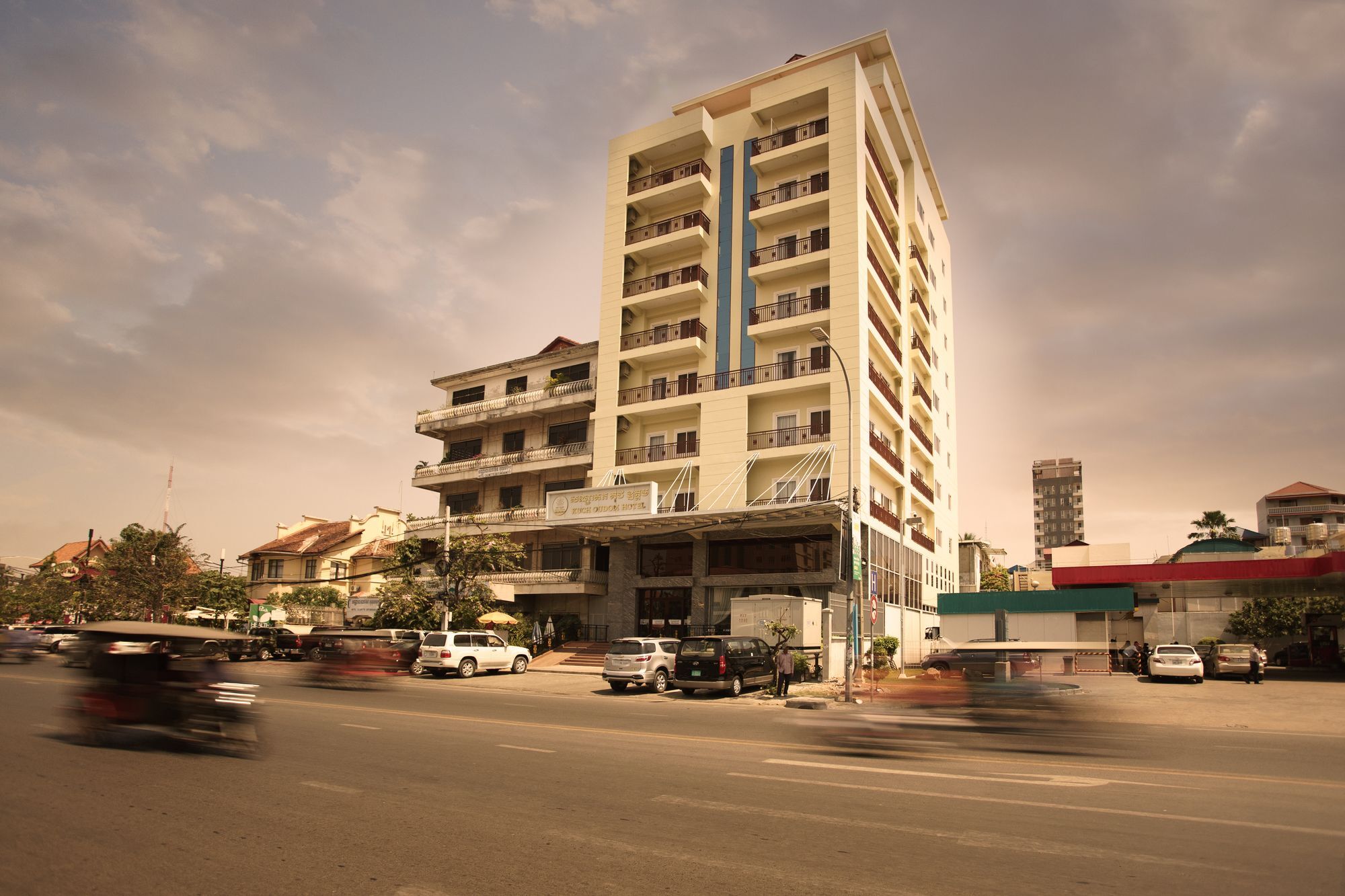 Kuch Oudom Hotel Phnom Penh Eksteriør bilde
